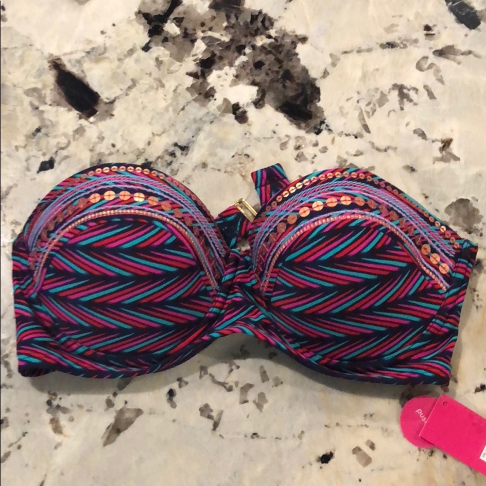 NWT Swim top 💜